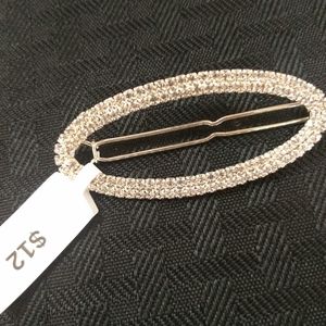 Silver rhinestone hair clip